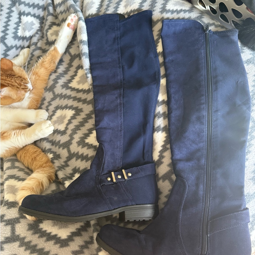 UNISA 8M Women's suede brand new Navy over Knee-Boots